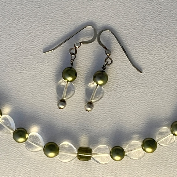 Handmade Jewelry - Freshwater pearls with quartz hearts, necklace & earring set